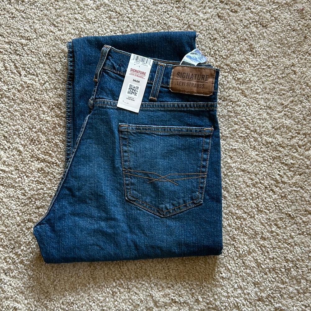 Men’s Levi jeans
